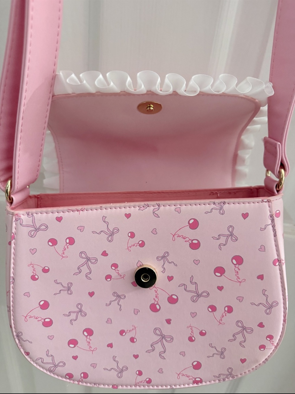 Sanrio Pink Ruffle Crossbody Bag with Character Applique - Picture 3 of 4